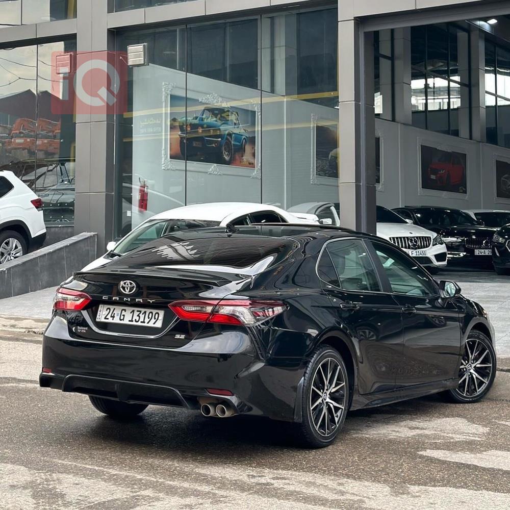 تۆیۆتا کامری